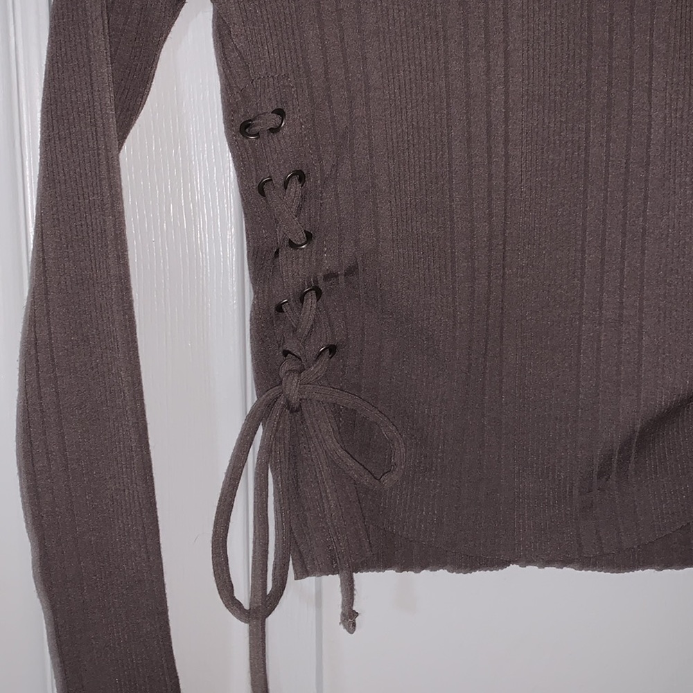 Cropped top - Picture 3 of 3